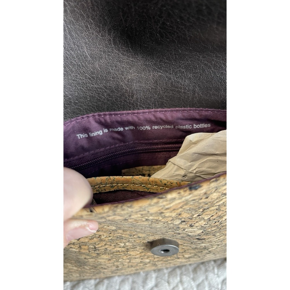 Matt & Nat Cork  Vegan Leather Wristlet Crossbody Bag Recycled‎ Lining - Picture 3 of 10